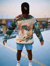 Load image into Gallery viewer, ANGEL CREWNECK
